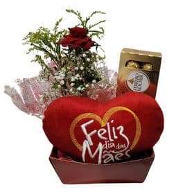 thumb-cesta-com-arranjo-de-rosa-coracao-de-pelucia-mae-e-ferrero-rocher-0